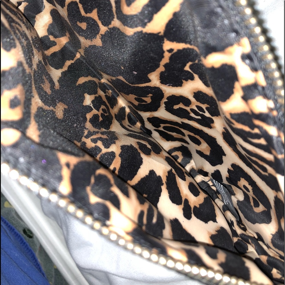 VS makeup bag - Picture 2 of 3